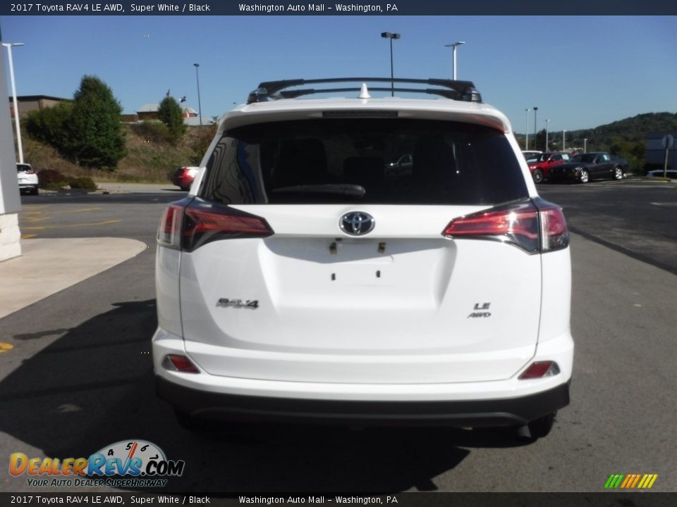 2017 Toyota RAV4 LE AWD Super White / Black Photo #9