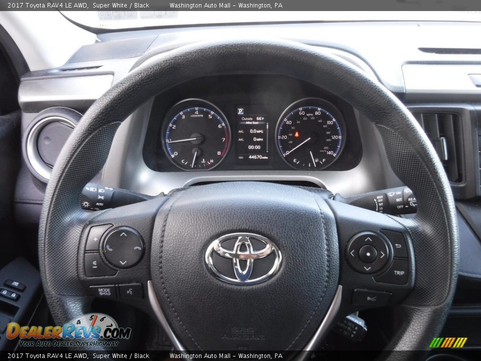 2017 Toyota RAV4 LE AWD Super White / Black Photo #22