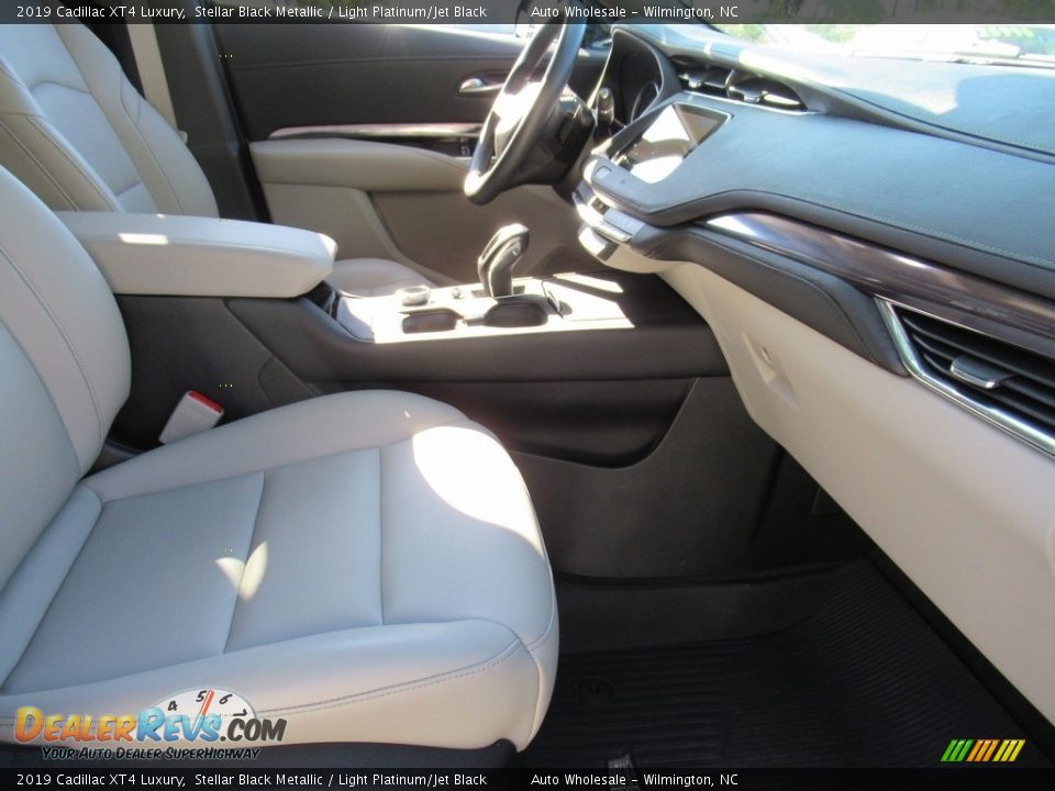 2019 Cadillac XT4 Luxury Stellar Black Metallic / Light Platinum/Jet Black Photo #11