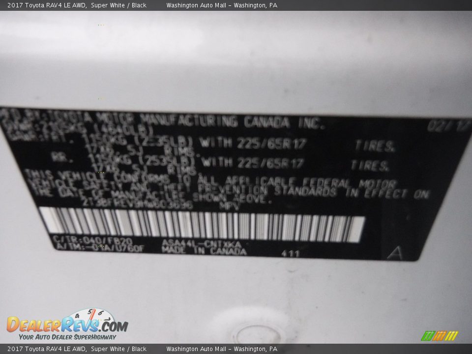 2017 Toyota RAV4 LE AWD Super White / Black Photo #27