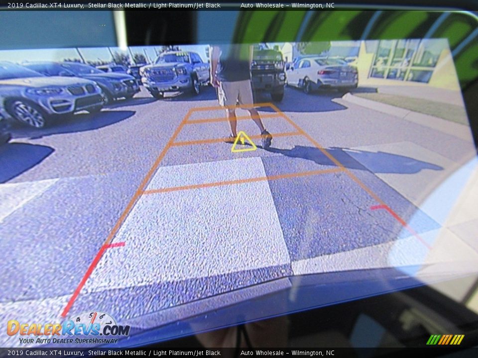 2019 Cadillac XT4 Luxury Stellar Black Metallic / Light Platinum/Jet Black Photo #18
