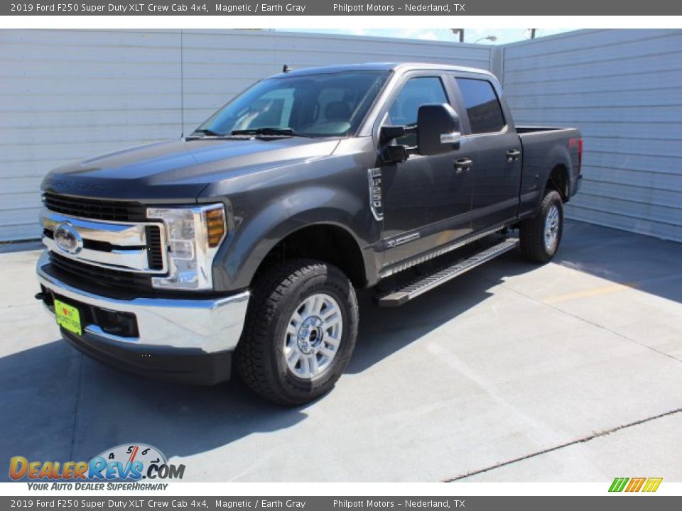 2019 Ford F250 Super Duty XLT Crew Cab 4x4 Magnetic / Earth Gray Photo #4