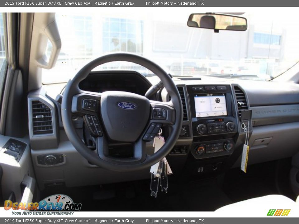 2019 Ford F250 Super Duty XLT Crew Cab 4x4 Magnetic / Earth Gray Photo #20