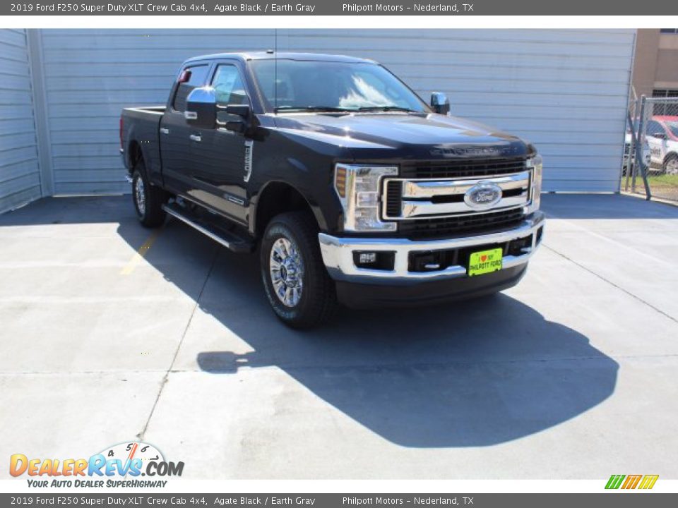 2019 Ford F250 Super Duty XLT Crew Cab 4x4 Agate Black / Earth Gray Photo #2