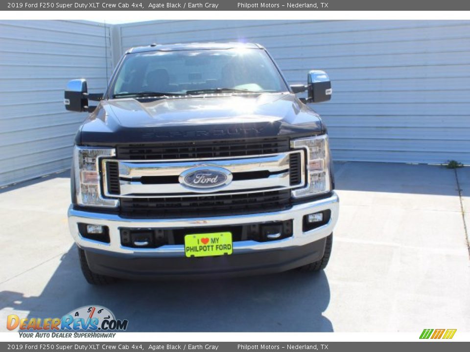 2019 Ford F250 Super Duty XLT Crew Cab 4x4 Agate Black / Earth Gray Photo #3