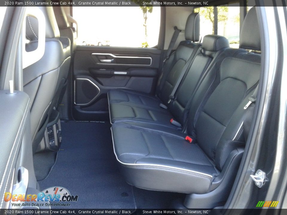 2020 Ram 1500 Laramie Crew Cab 4x4 Granite Crystal Metallic / Black Photo #11