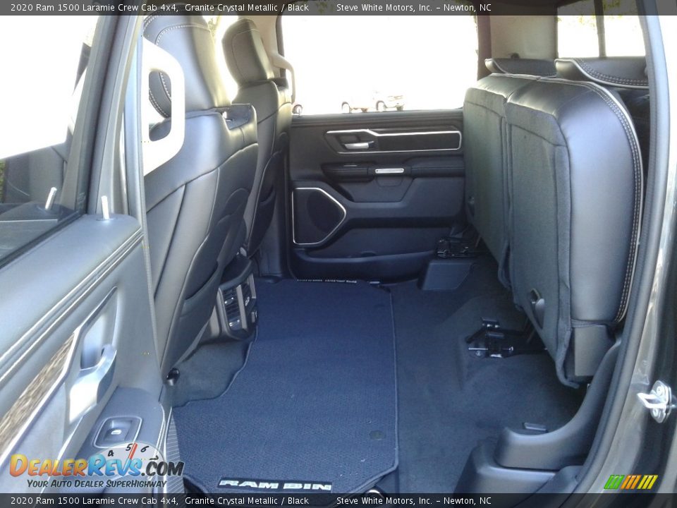 2020 Ram 1500 Laramie Crew Cab 4x4 Granite Crystal Metallic / Black Photo #12