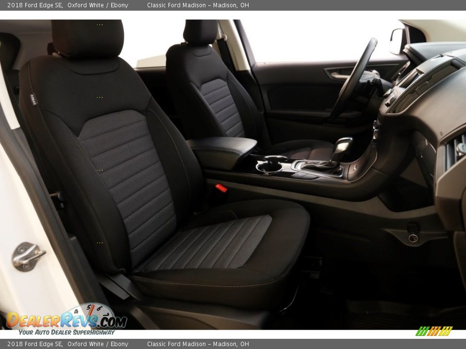 2018 Ford Edge SE Oxford White / Ebony Photo #11