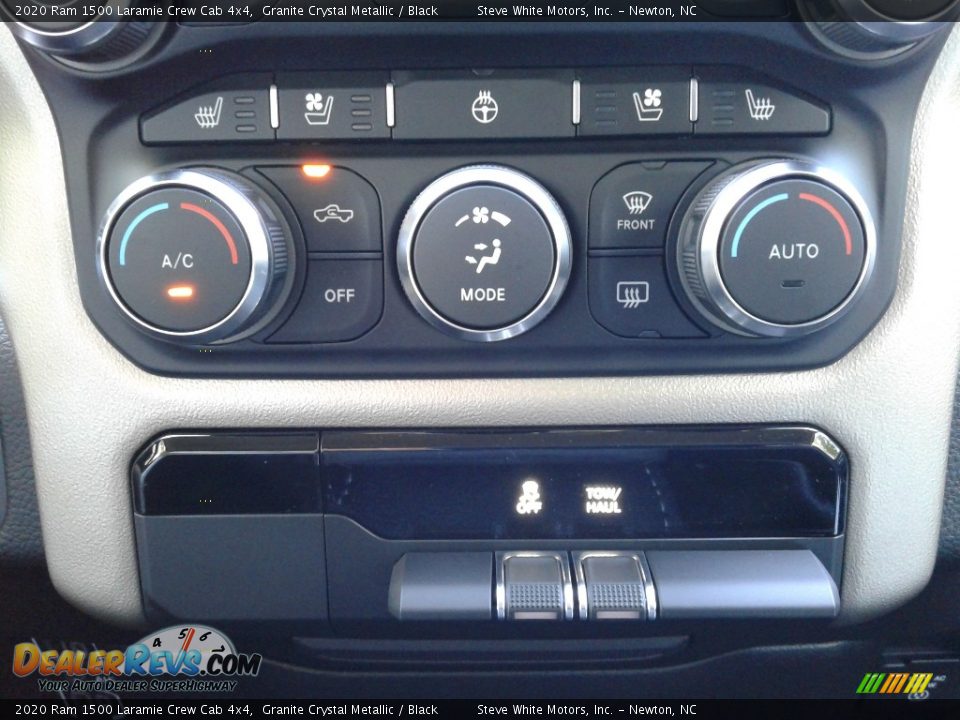 2020 Ram 1500 Laramie Crew Cab 4x4 Granite Crystal Metallic / Black Photo #30