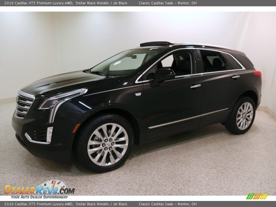 2019 Cadillac XT5 Premium Luxury AWD Stellar Black Metallic / Jet Black Photo #3