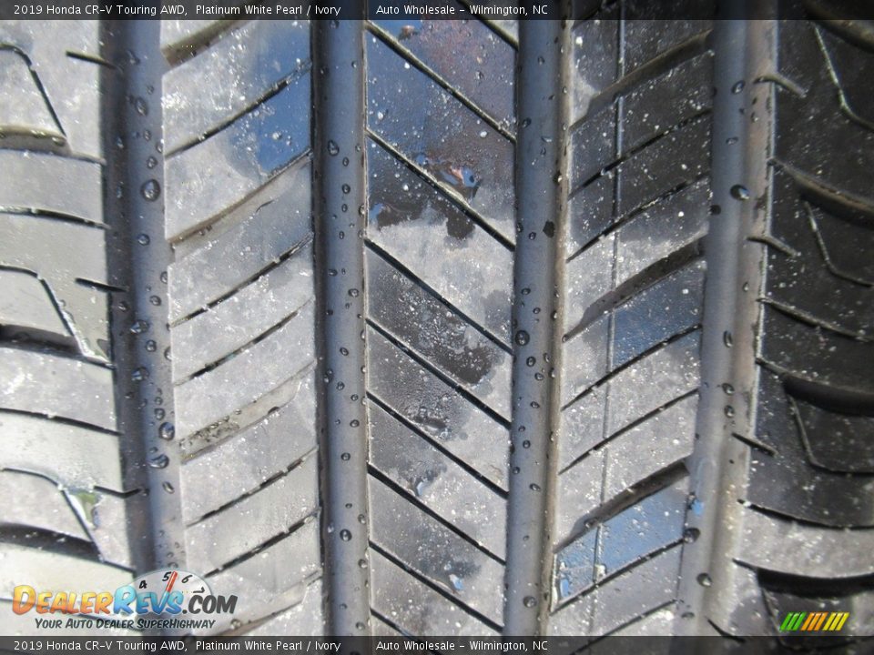 2019 Honda CR-V Touring AWD Platinum White Pearl / Ivory Photo #8