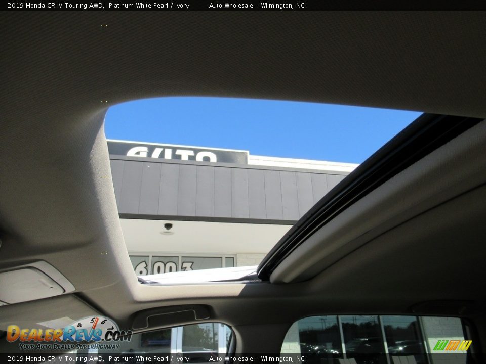 2019 Honda CR-V Touring AWD Platinum White Pearl / Ivory Photo #13