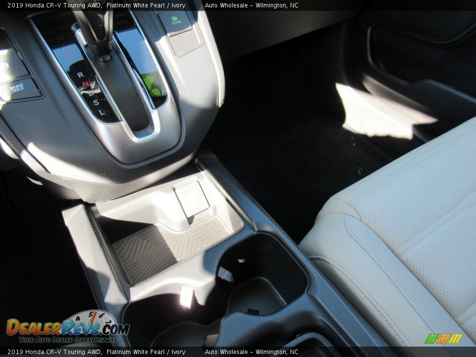 2019 Honda CR-V Touring AWD Platinum White Pearl / Ivory Photo #19