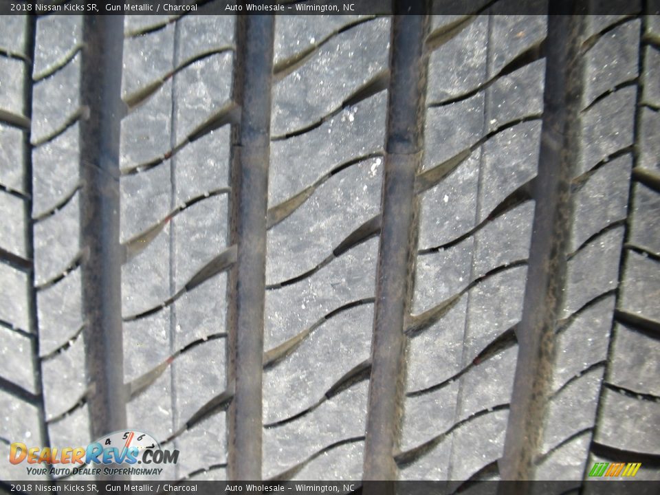 2018 Nissan Kicks SR Gun Metallic / Charcoal Photo #9