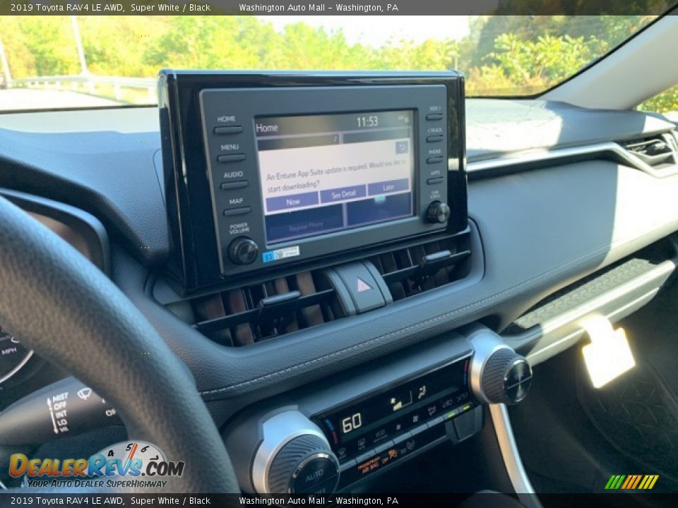 2019 Toyota RAV4 LE AWD Super White / Black Photo #5
