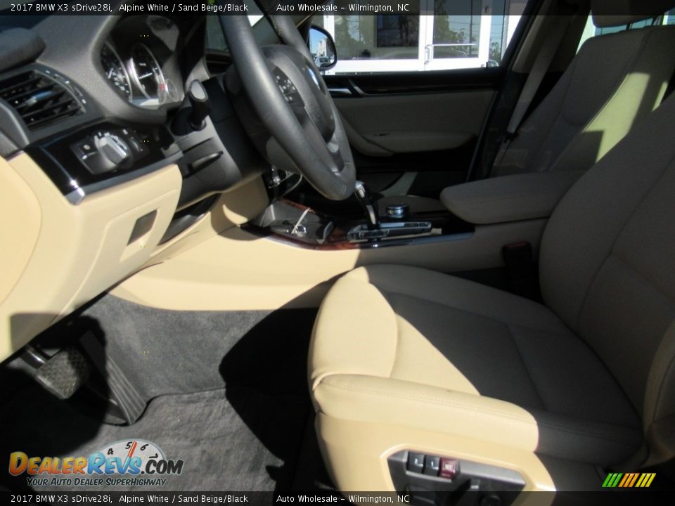 2017 BMW X3 sDrive28i Alpine White / Sand Beige/Black Photo #9