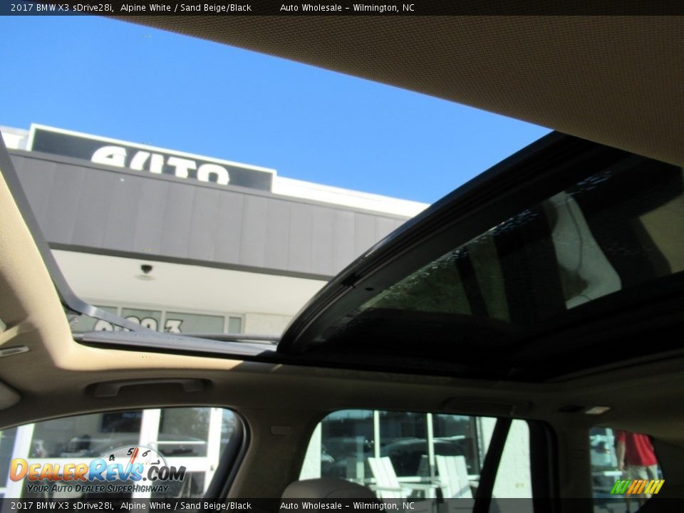 2017 BMW X3 sDrive28i Alpine White / Sand Beige/Black Photo #13