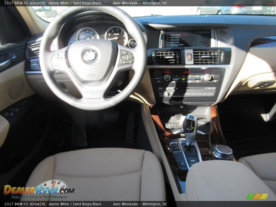 2017 BMW X3 sDrive28i Alpine White / Sand Beige/Black Photo #14