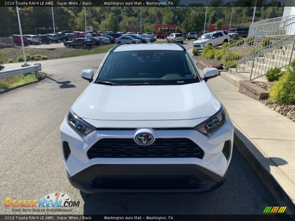 2019 Toyota RAV4 LE AWD Super White / Black Photo #22