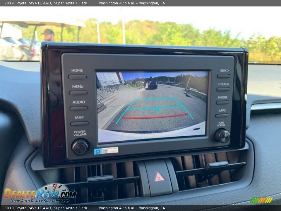 2019 Toyota RAV4 LE AWD Super White / Black Photo #27