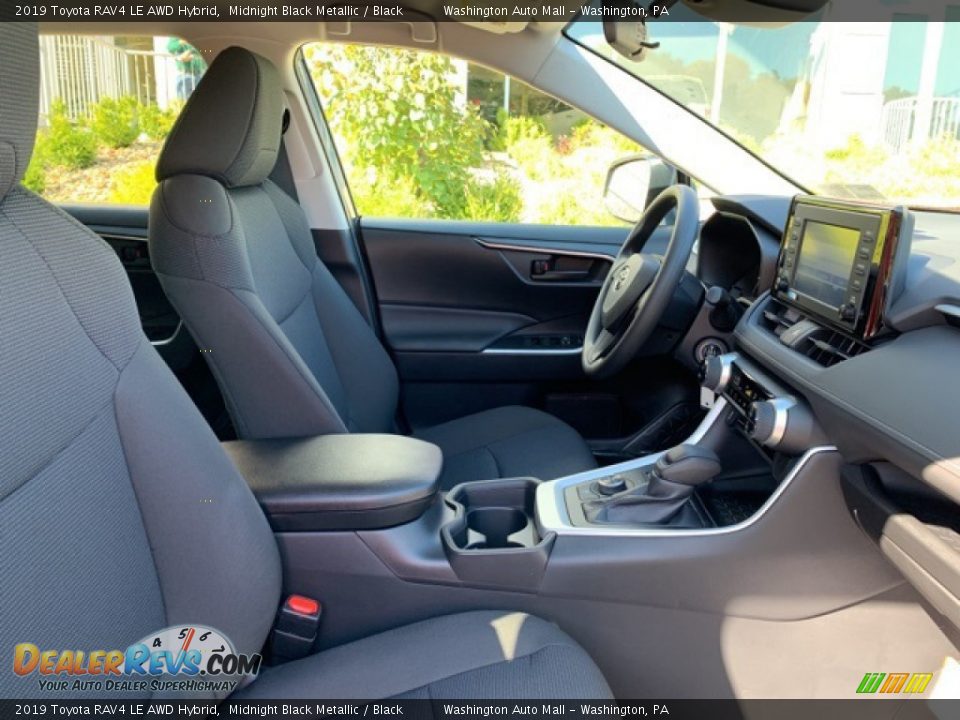 2019 Toyota RAV4 LE AWD Hybrid Midnight Black Metallic / Black Photo #16