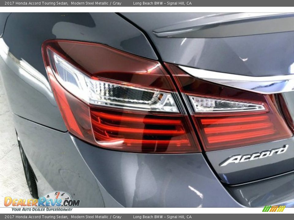 2017 Honda Accord Touring Sedan Modern Steel Metallic / Gray Photo #22