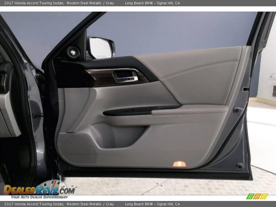 2017 Honda Accord Touring Sedan Modern Steel Metallic / Gray Photo #26