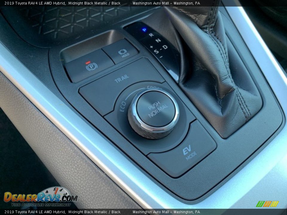 2019 Toyota RAV4 LE AWD Hybrid Midnight Black Metallic / Black Photo #23