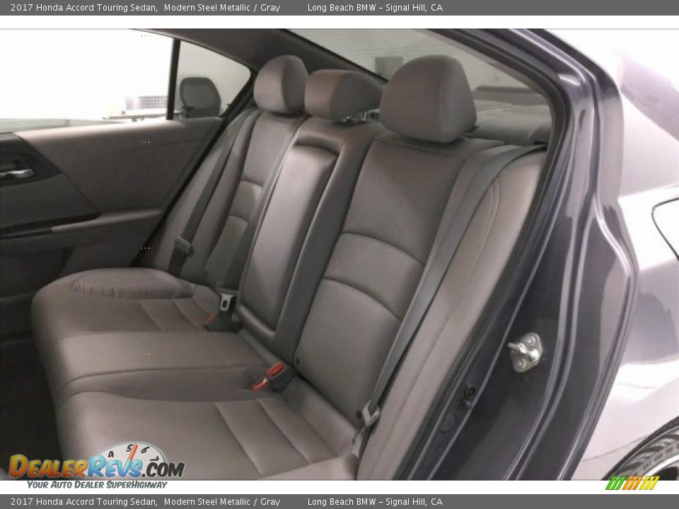 2017 Honda Accord Touring Sedan Modern Steel Metallic / Gray Photo #33