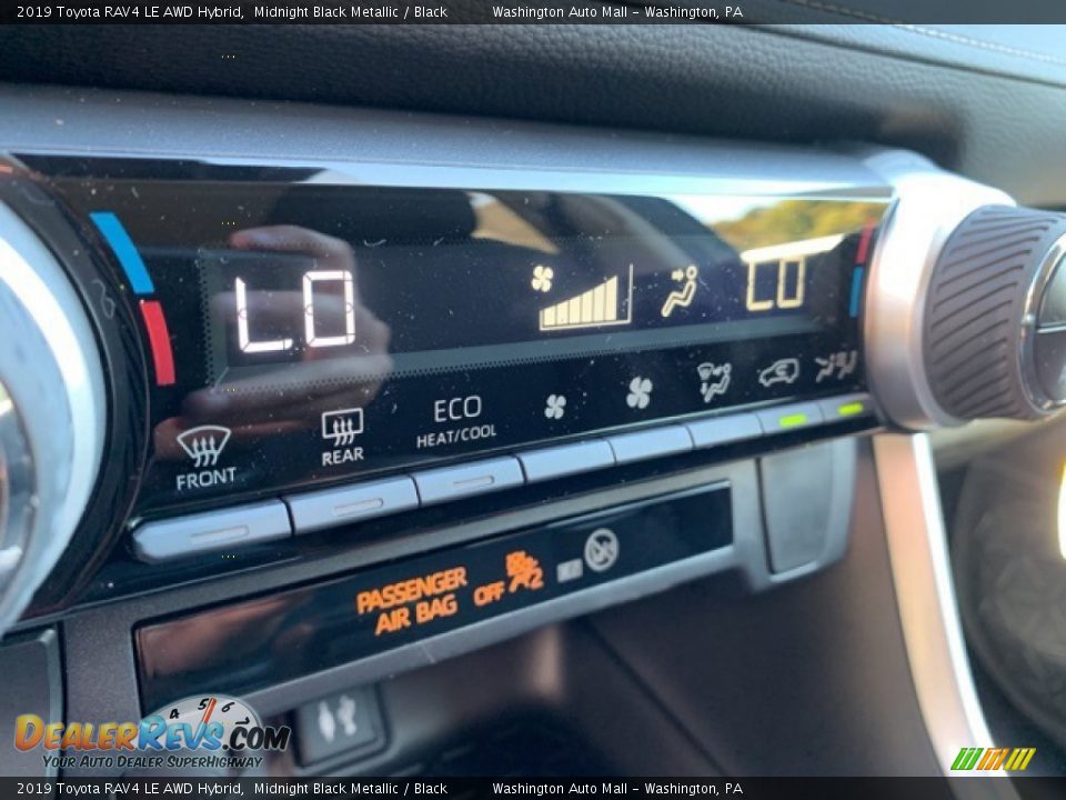 2019 Toyota RAV4 LE AWD Hybrid Midnight Black Metallic / Black Photo #26