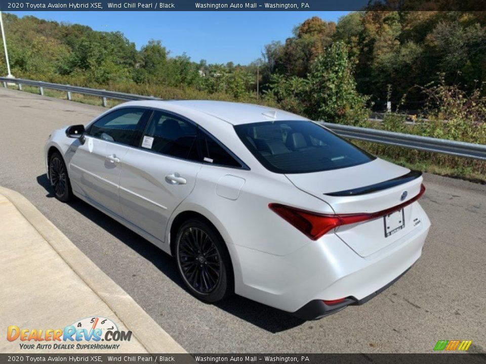 2020 Toyota Avalon Hybrid XSE Wind Chill Pearl / Black Photo #2