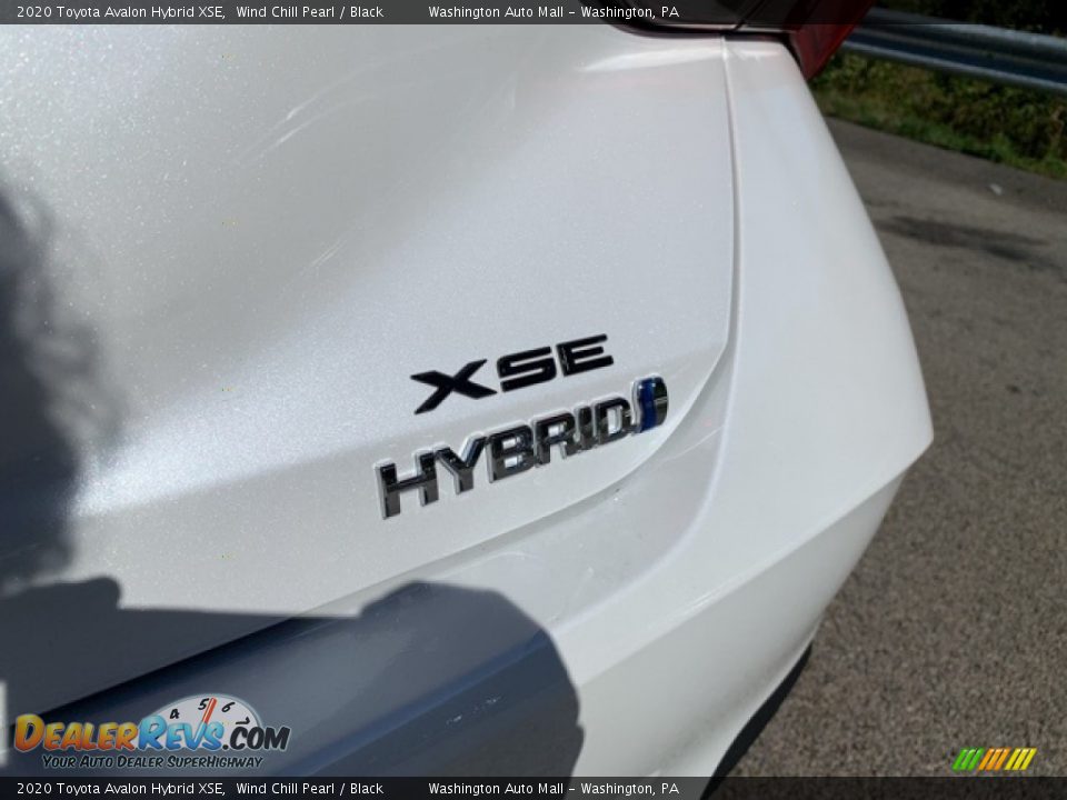2020 Toyota Avalon Hybrid XSE Wind Chill Pearl / Black Photo #10