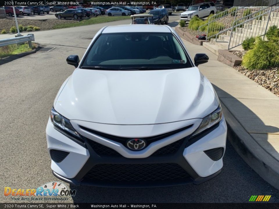 2020 Toyota Camry SE Super White / Black Photo #18