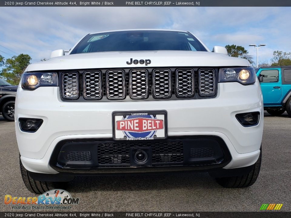 2020 Jeep Grand Cherokee Altitude 4x4 Bright White / Black Photo #2