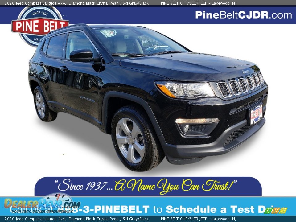 2020 Jeep Compass Latitude 4x4 Diamond Black Crystal Pearl / Ski Gray/Black Photo #1