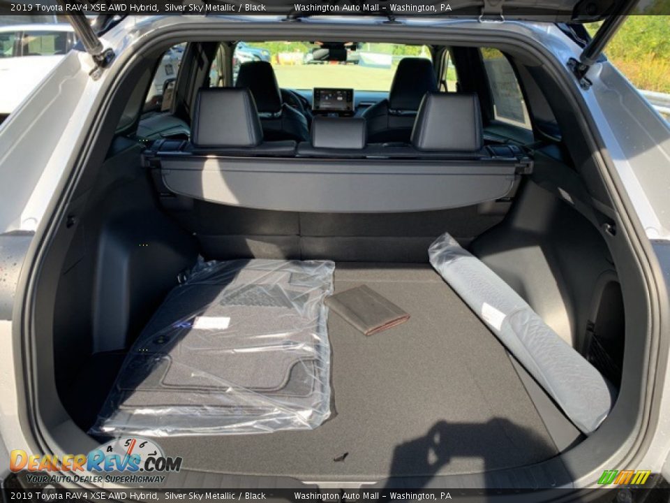 2019 Toyota RAV4 XSE AWD Hybrid Silver Sky Metallic / Black Photo #12