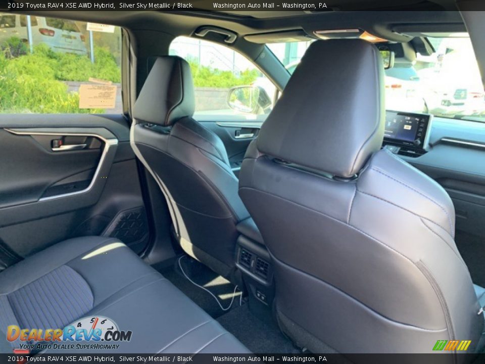 2019 Toyota RAV4 XSE AWD Hybrid Silver Sky Metallic / Black Photo #15