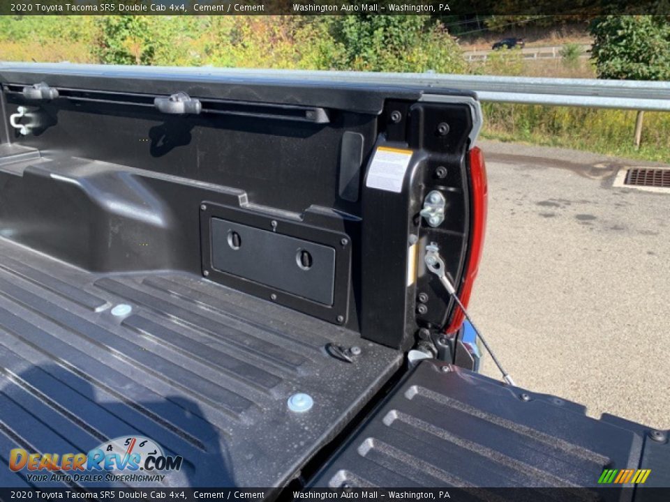 2020 Toyota Tacoma SR5 Double Cab 4x4 Cement / Cement Photo #8