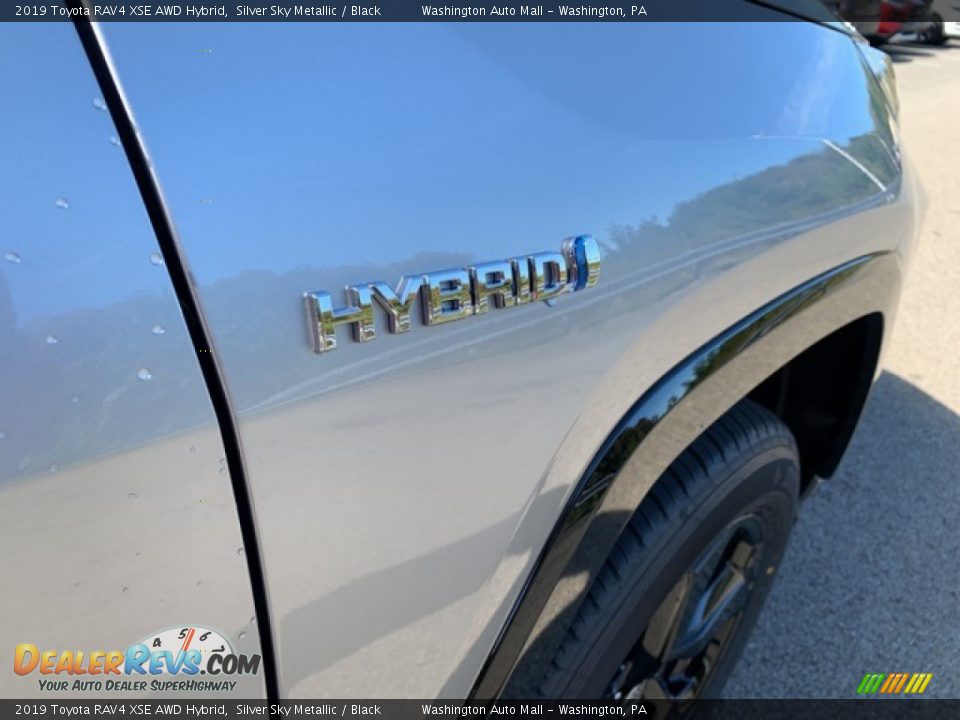 2019 Toyota RAV4 XSE AWD Hybrid Silver Sky Metallic / Black Photo #20