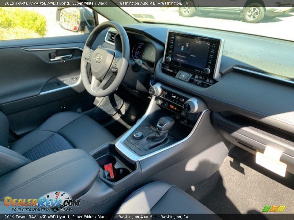 2019 Toyota RAV4 XSE AWD Hybrid Super White / Black Photo #18
