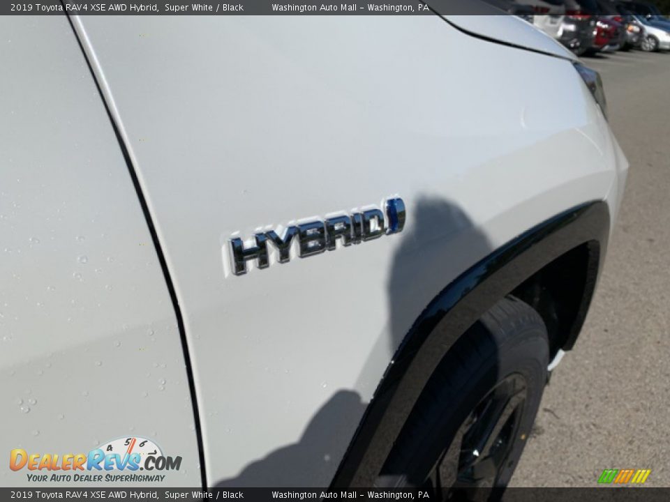 2019 Toyota RAV4 XSE AWD Hybrid Super White / Black Photo #21