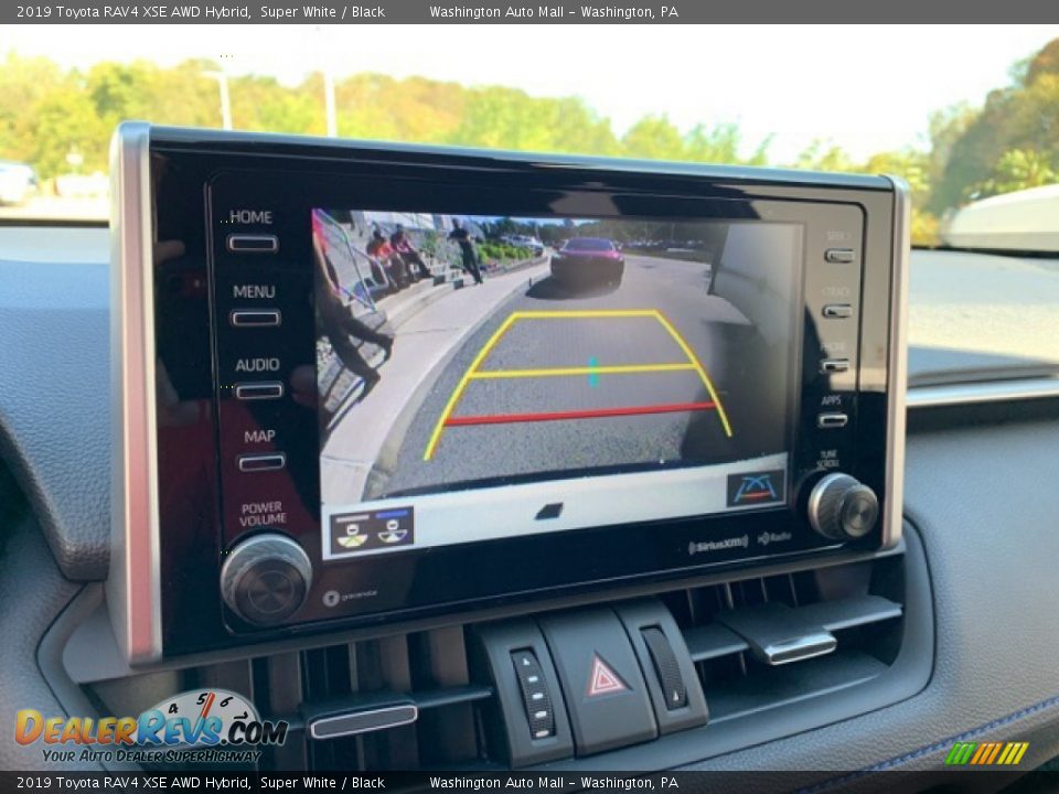 2019 Toyota RAV4 XSE AWD Hybrid Super White / Black Photo #28