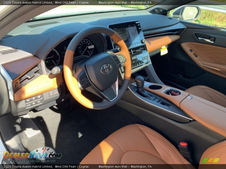 Cognac Interior - 2020 Toyota Avalon Hybrid Limited Photo #3