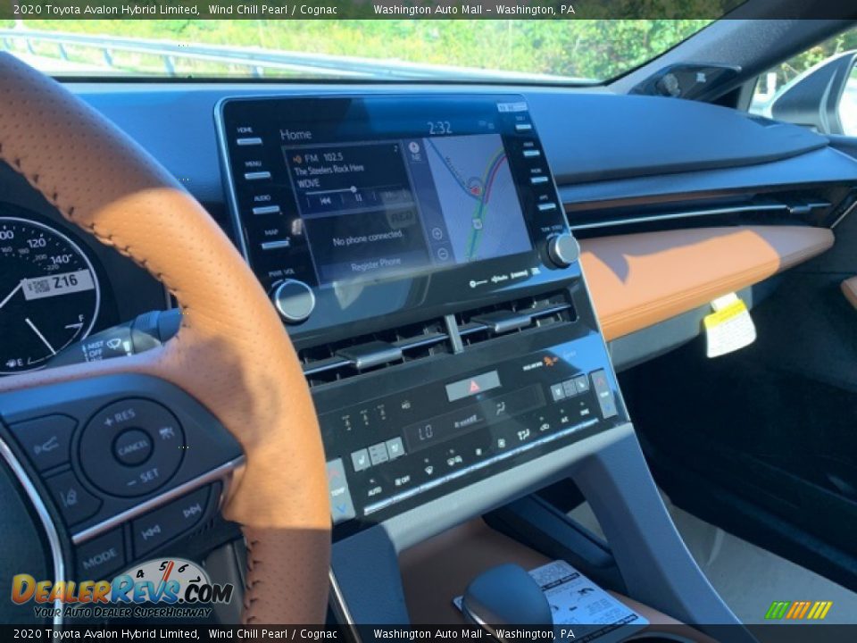 Controls of 2020 Toyota Avalon Hybrid Limited Photo #5