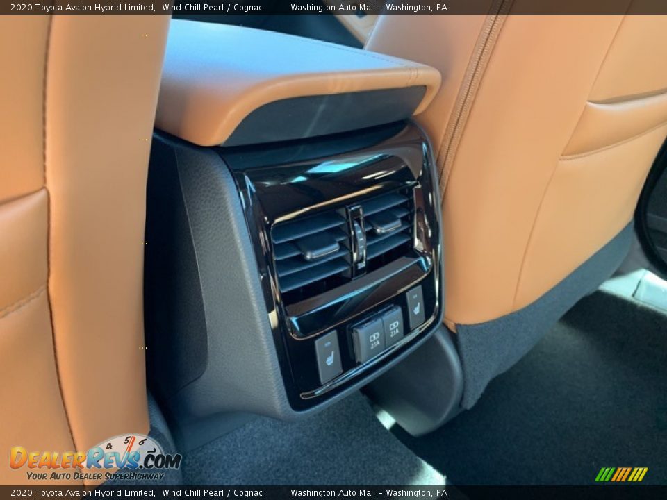 2020 Toyota Avalon Hybrid Limited Wind Chill Pearl / Cognac Photo #9