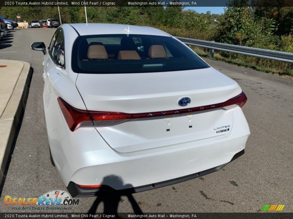 2020 Toyota Avalon Hybrid Limited Wind Chill Pearl / Cognac Photo #10