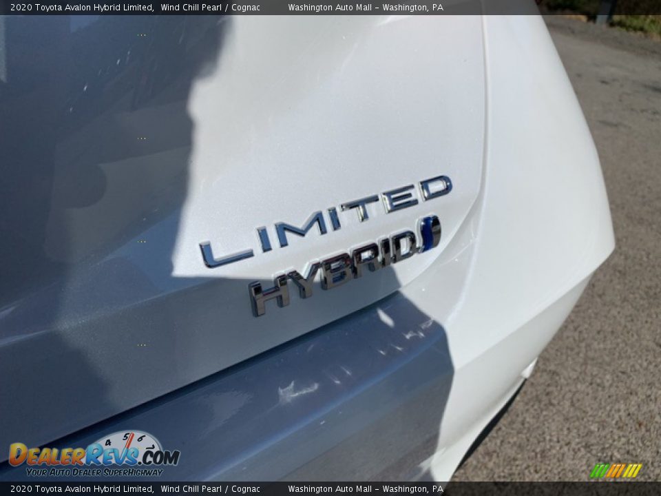 2020 Toyota Avalon Hybrid Limited Logo Photo #11
