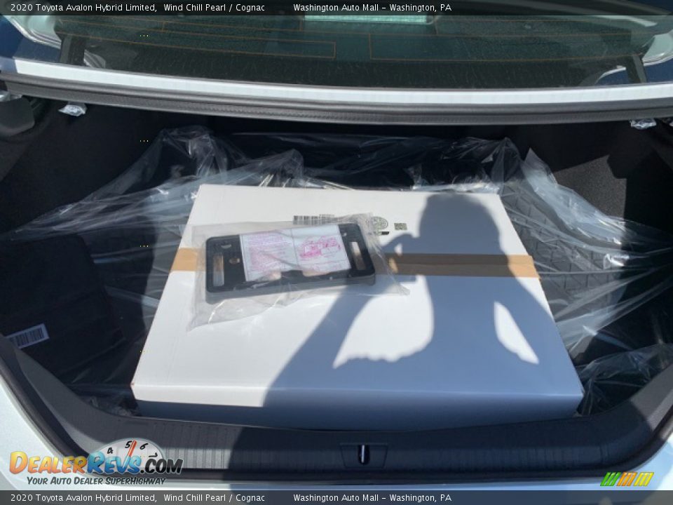 2020 Toyota Avalon Hybrid Limited Wind Chill Pearl / Cognac Photo #13