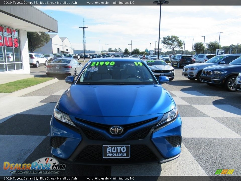 2019 Toyota Camry SE Blue Streak Metallic / Ash Photo #2