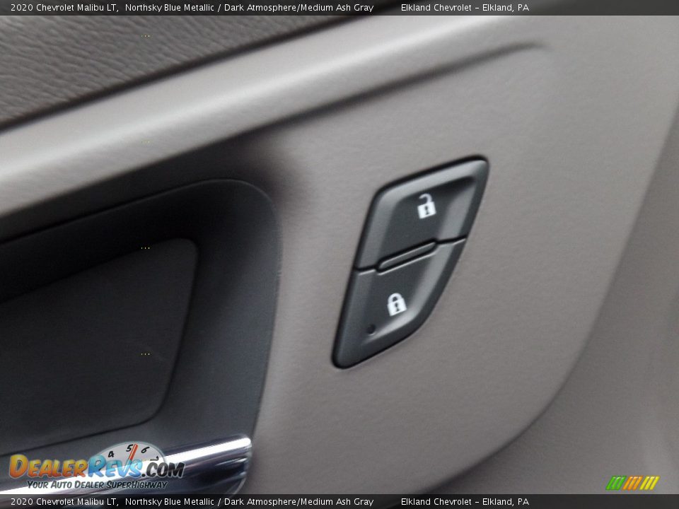 2020 Chevrolet Malibu LT Northsky Blue Metallic / Dark Atmosphere/Medium Ash Gray Photo #20